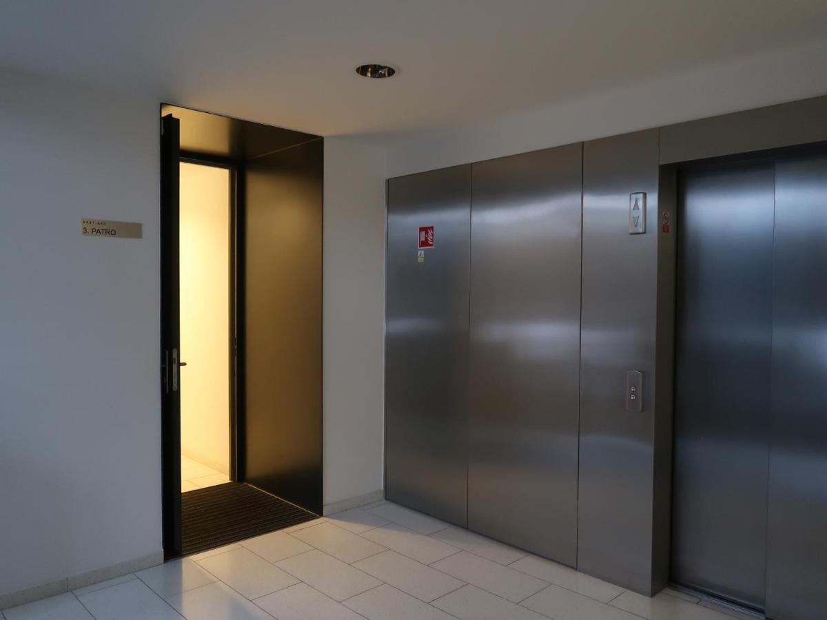 Michal Apartment 125M2 City Centre 프라하 외부 사진